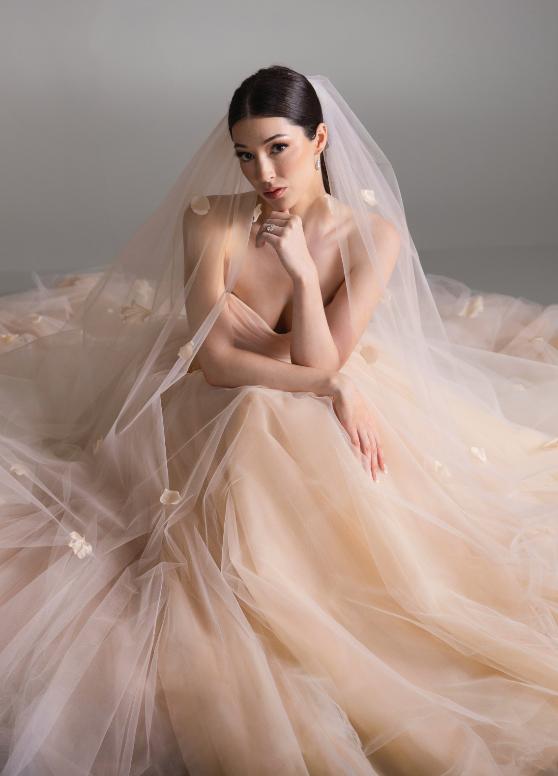 BLOOM romantic silhouette with soft color and movement