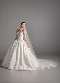 BRONTE matching ivory chapel length veil with floral beaded applique