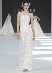 Davi lazaro wedding dress