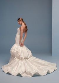 Duchess lazaro wedding dress
