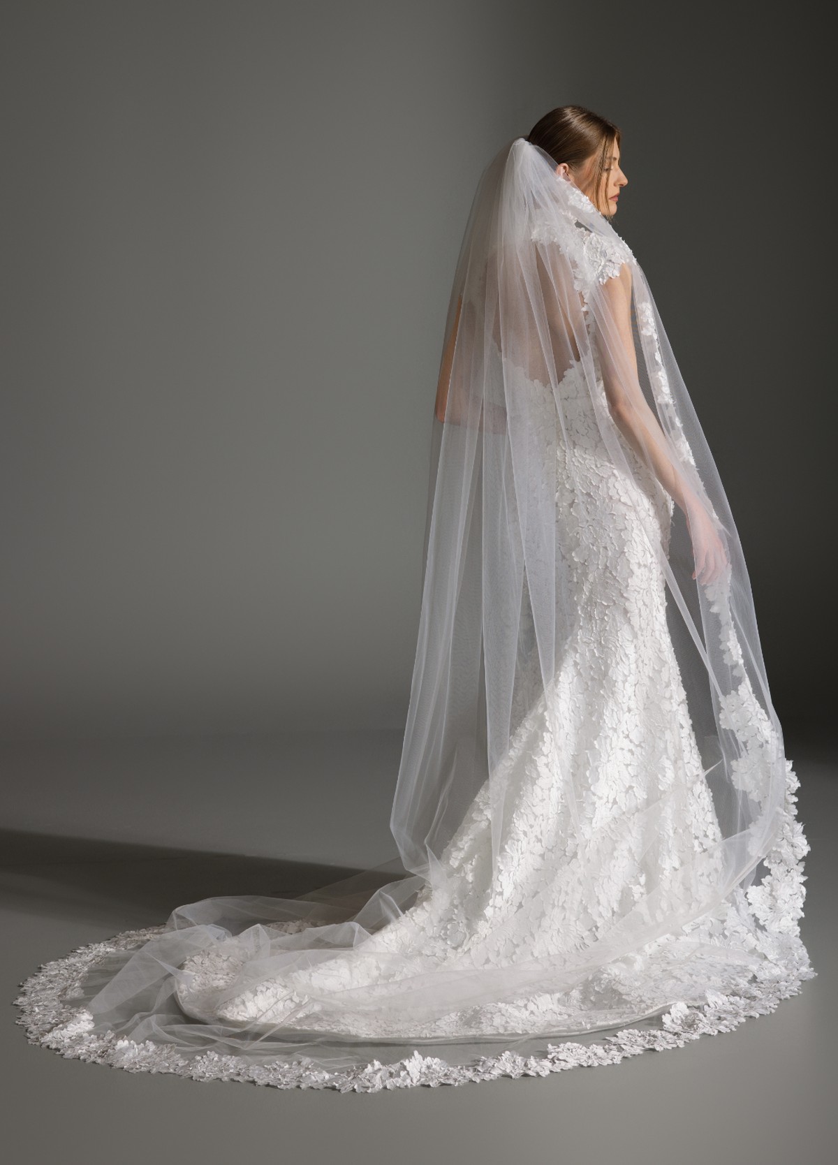 ALEX bridal veil back view showcasing cathedral length and lace trim