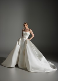 ALICIA ivory trumpet gown in silk satin with removable overskirt for drama