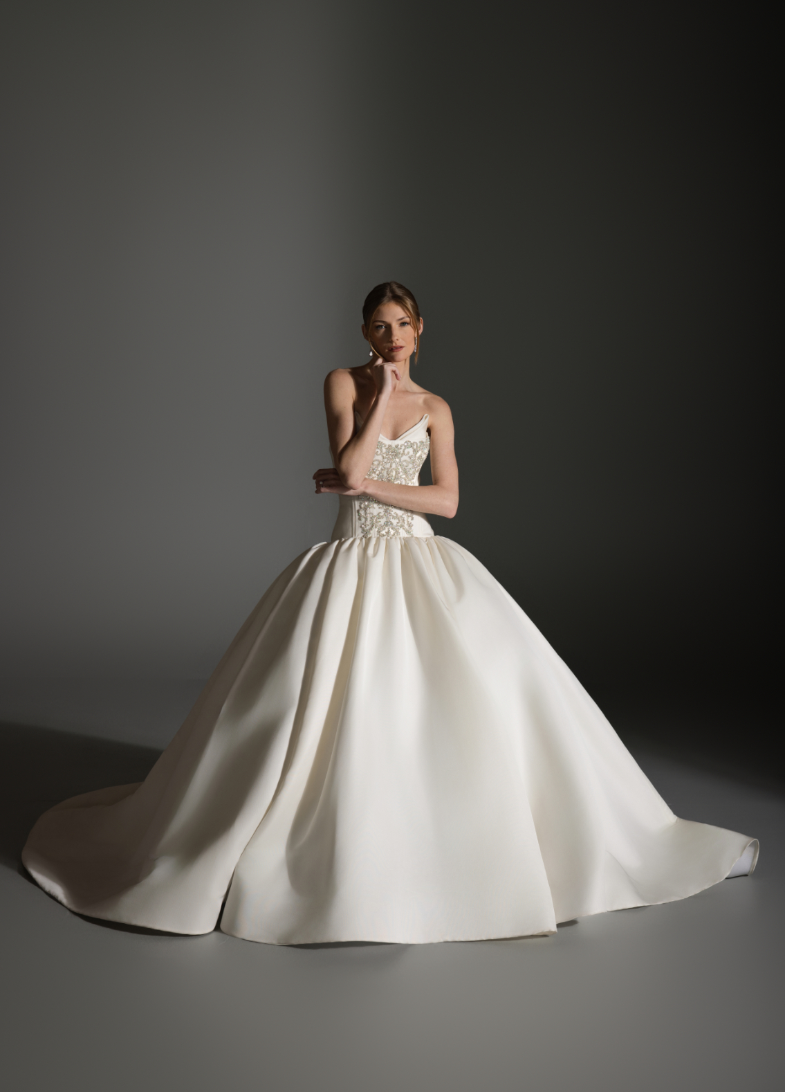 ANTONETTE classic ball gown with sculpted bodice and full skirt