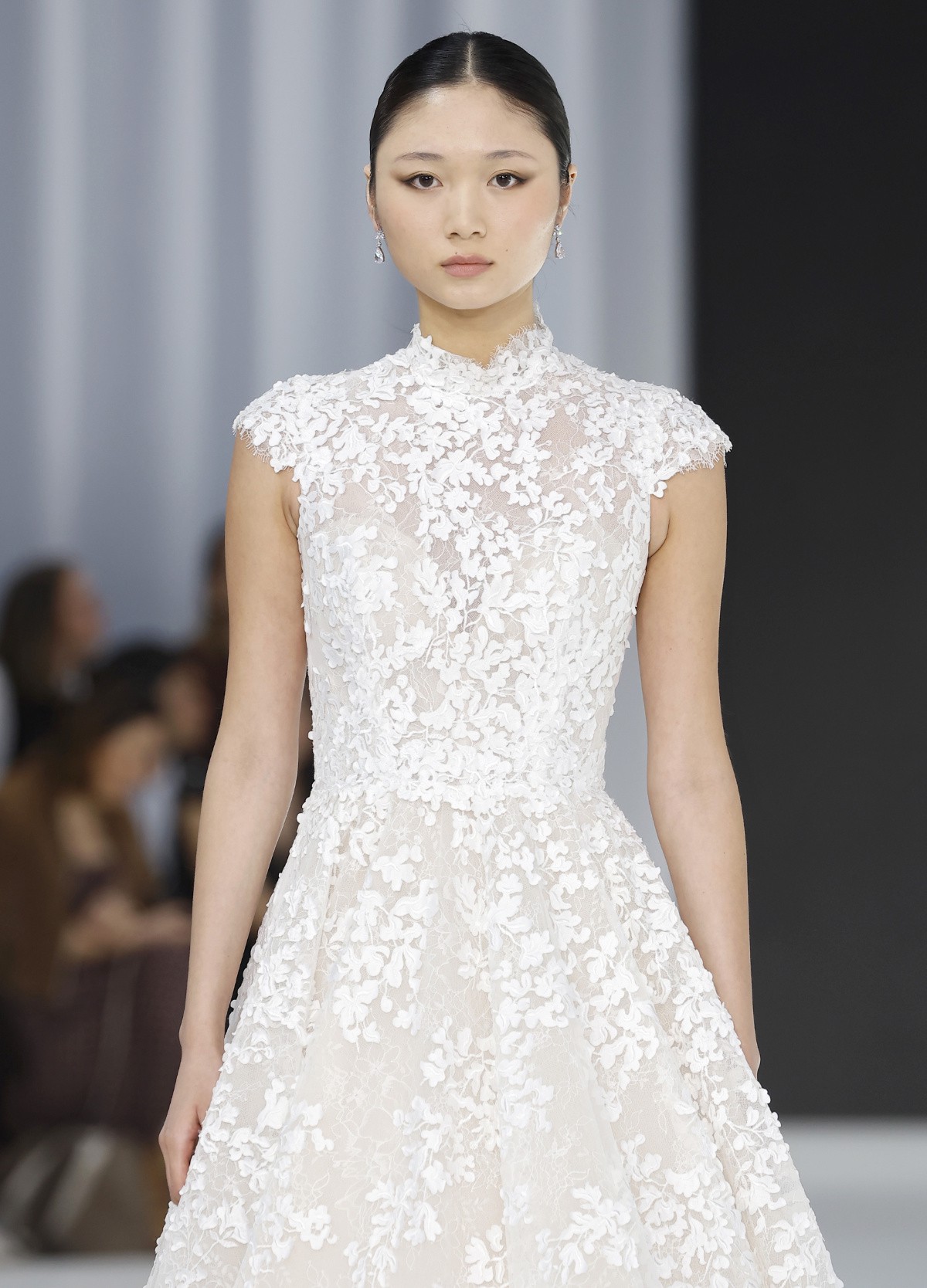 ASHLEY bridal veil side profile showcasing Chantilly lace trim and elegant drape