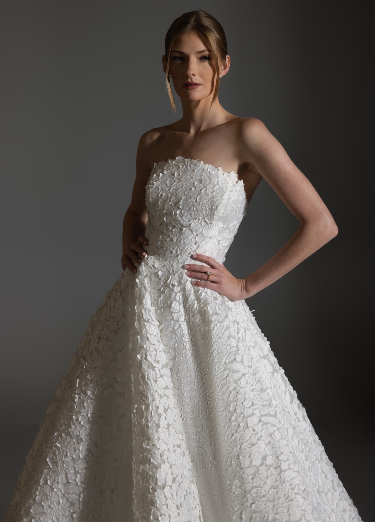 AVERY full silhouette with natural waist and modern fashion-forward romance