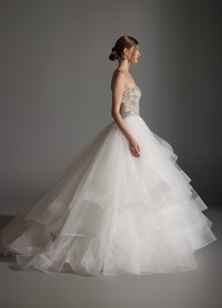 AVRIL full silhouette with dropped waist and whimsical timeless elegance